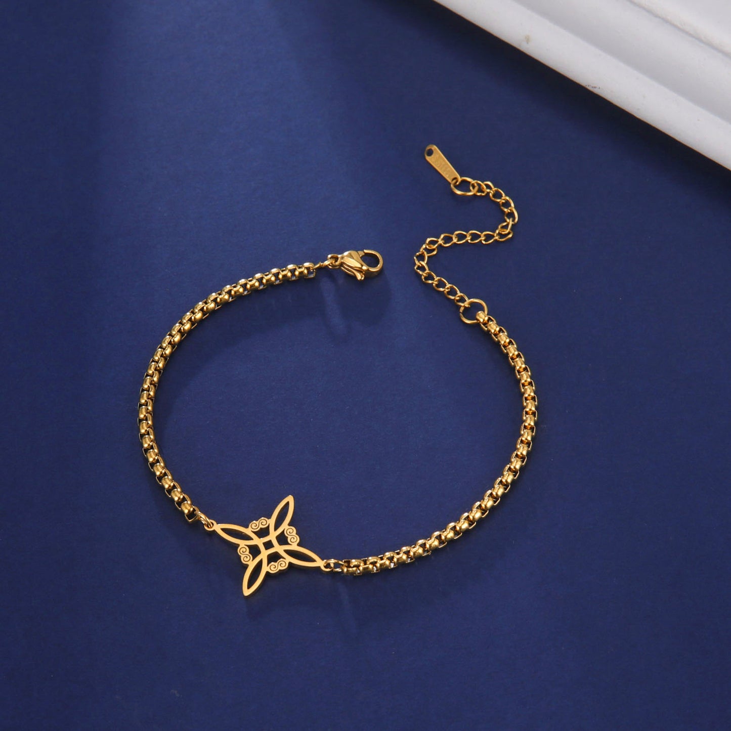 Witch Knot Bracelet