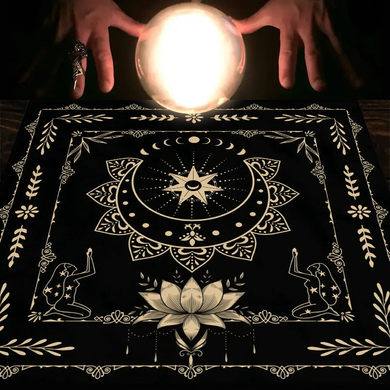 Tarot cloth